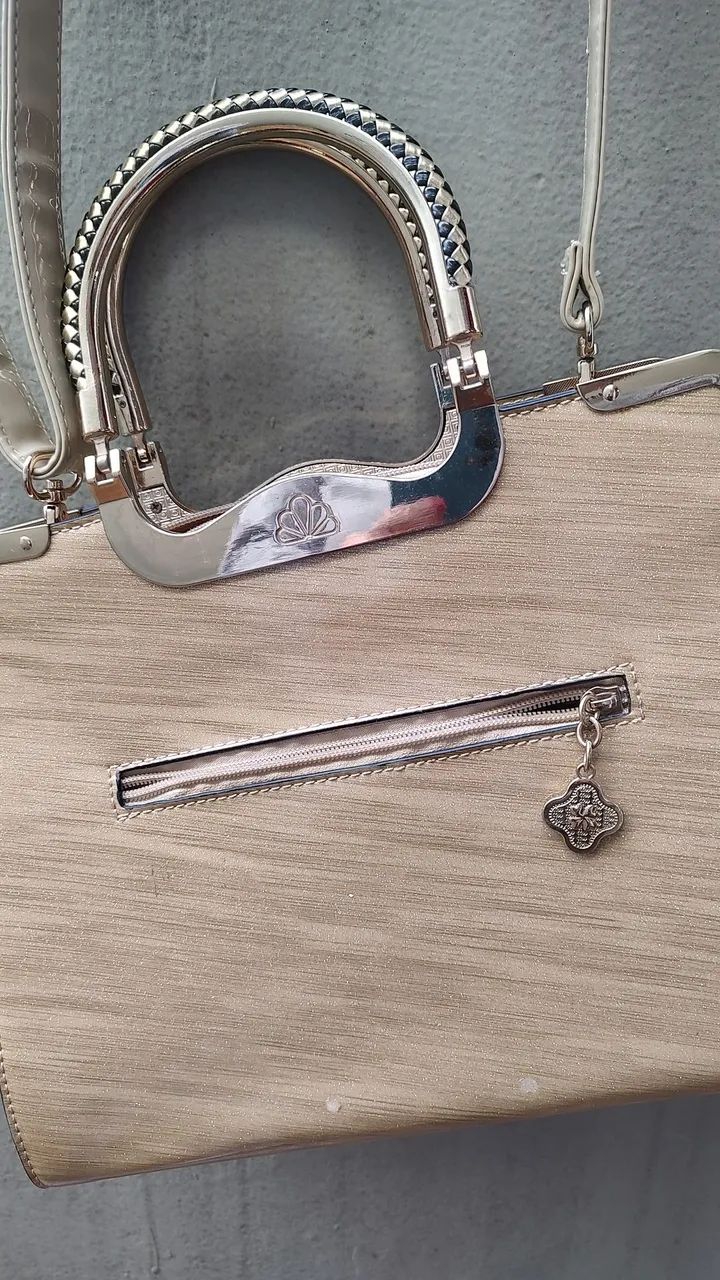 Bolsa de Ombro Dourada e bege W. Clouver  - Foto 3