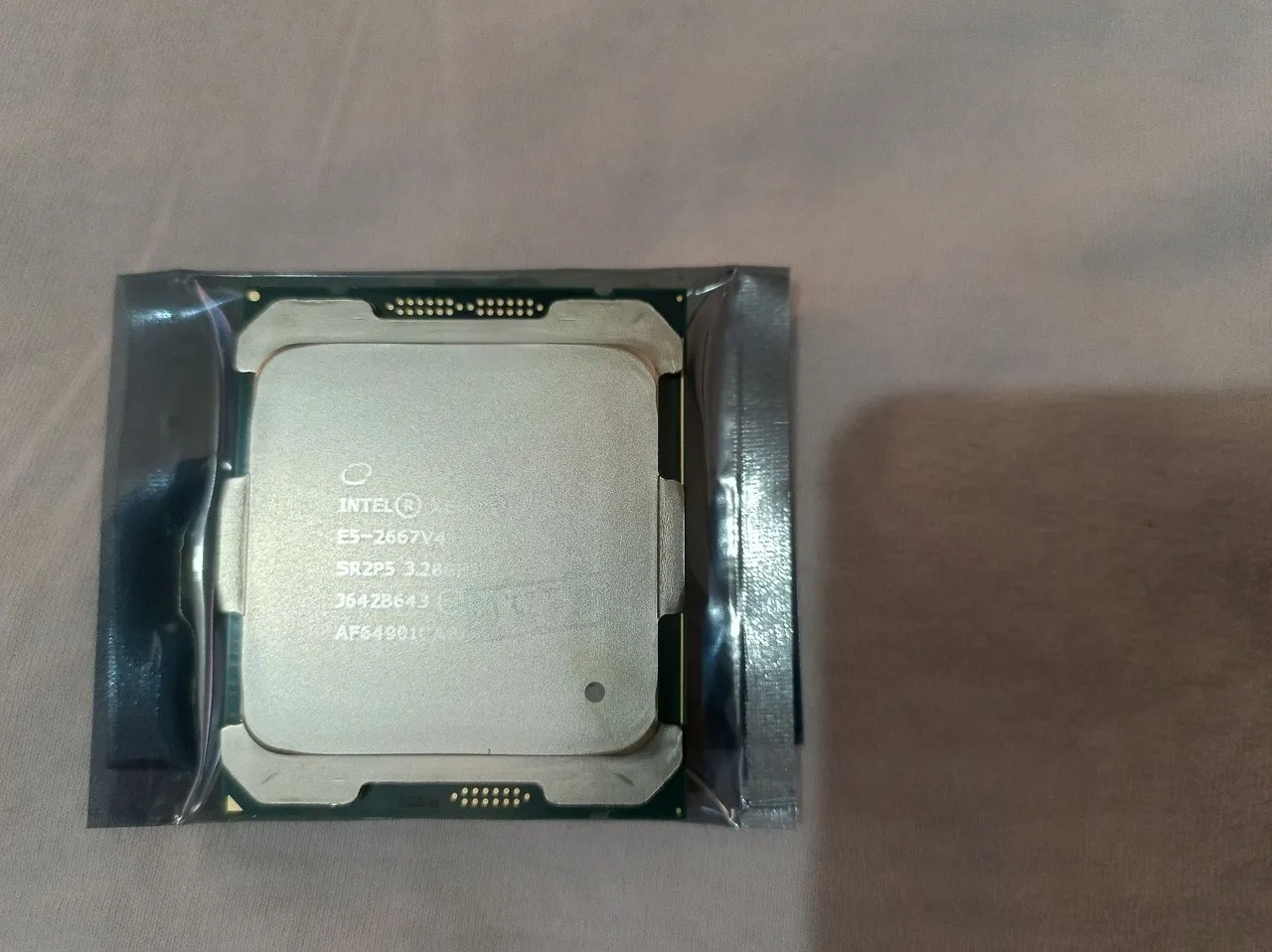 Processador Intel Xeon E5-2667 V4