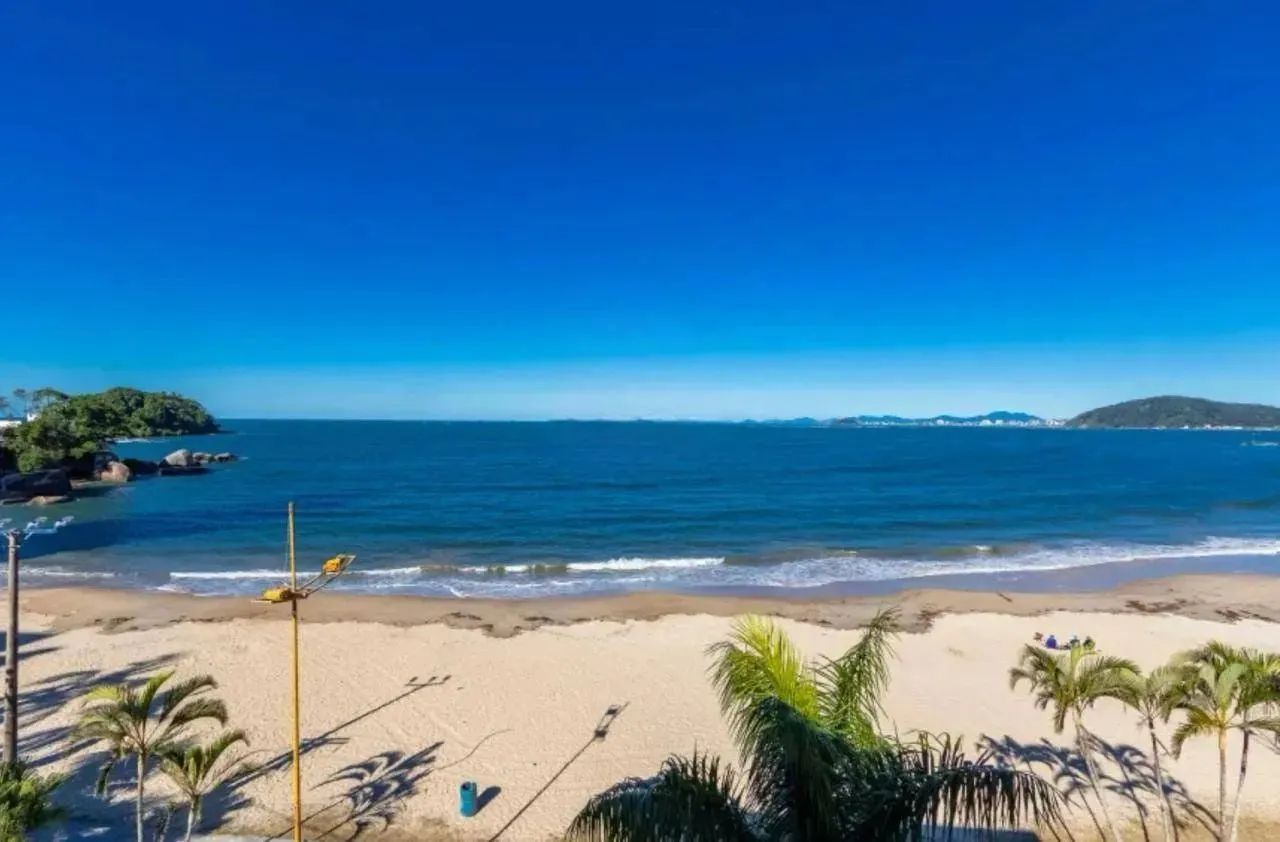 Praia Mansa /Caiobá, Cobertura Duplex, 4 quartos, 2 suítes, 4 Vagas, Jacuzzi, à venda, Mat - Foto 2
