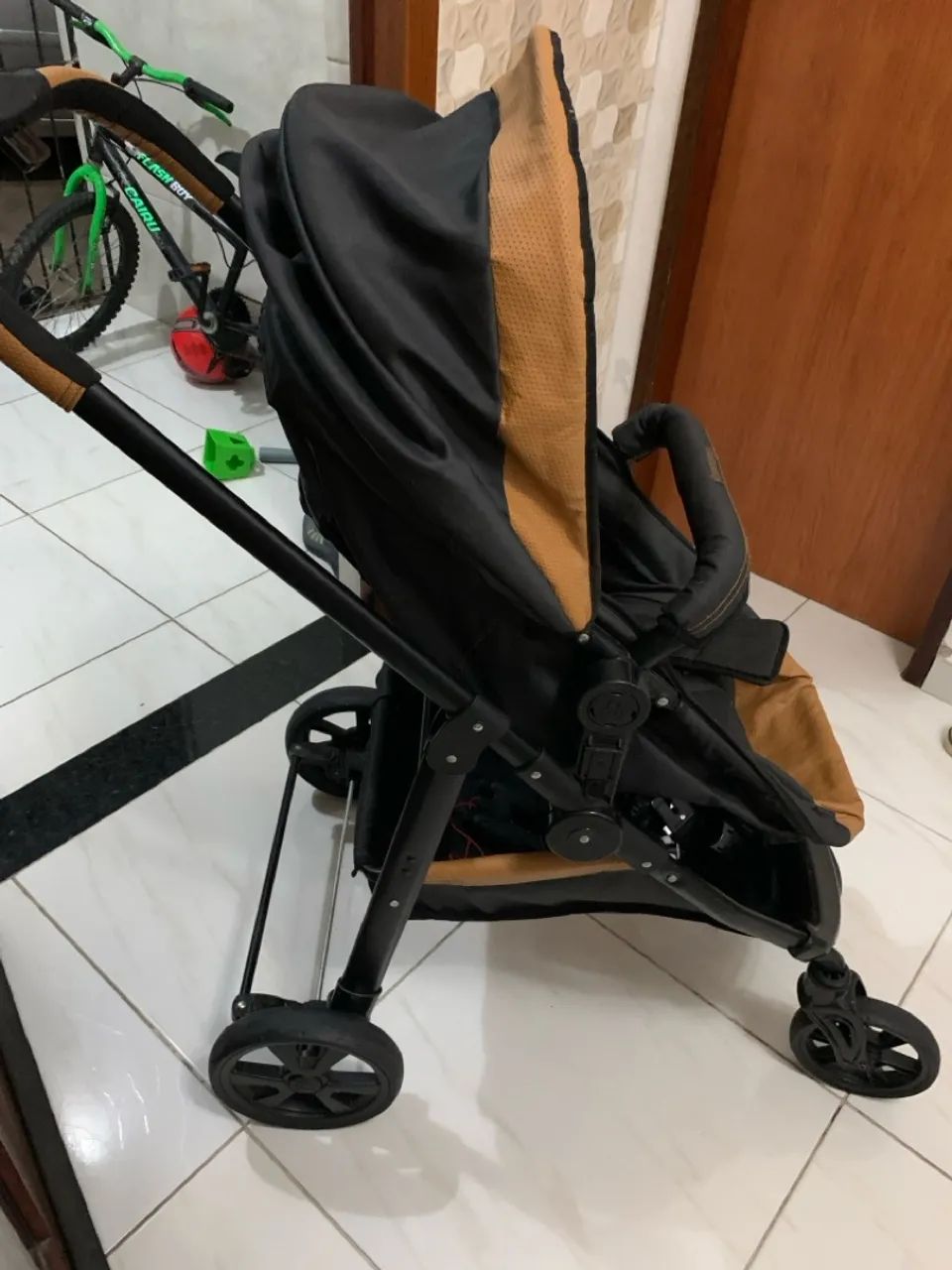 Carrinho de Bebê -  Novo