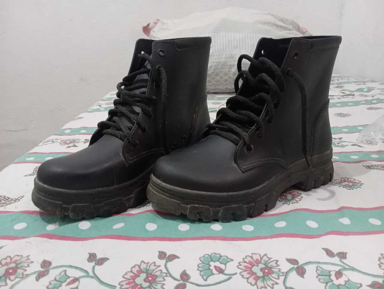 Botas Coturno Femininas - Preto