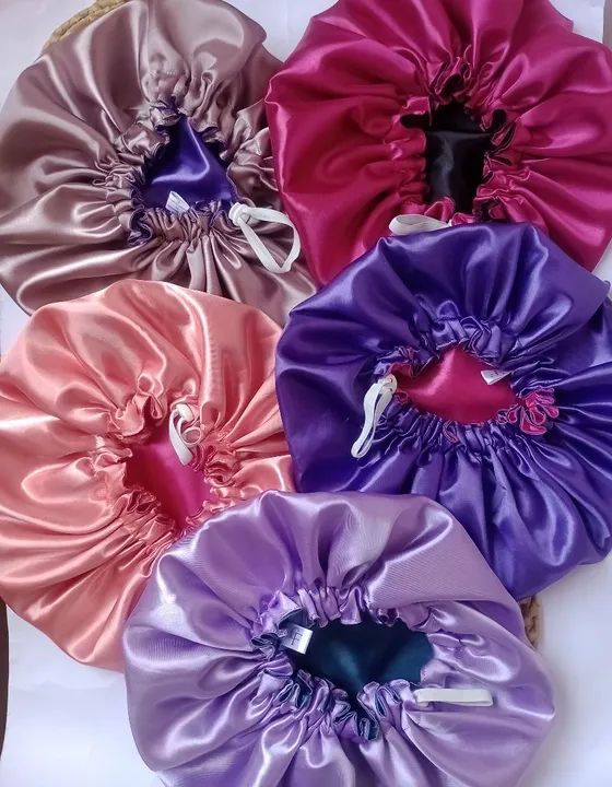 Touca de Cetim/ Xuxinha/ modelador de cachos/ fronha