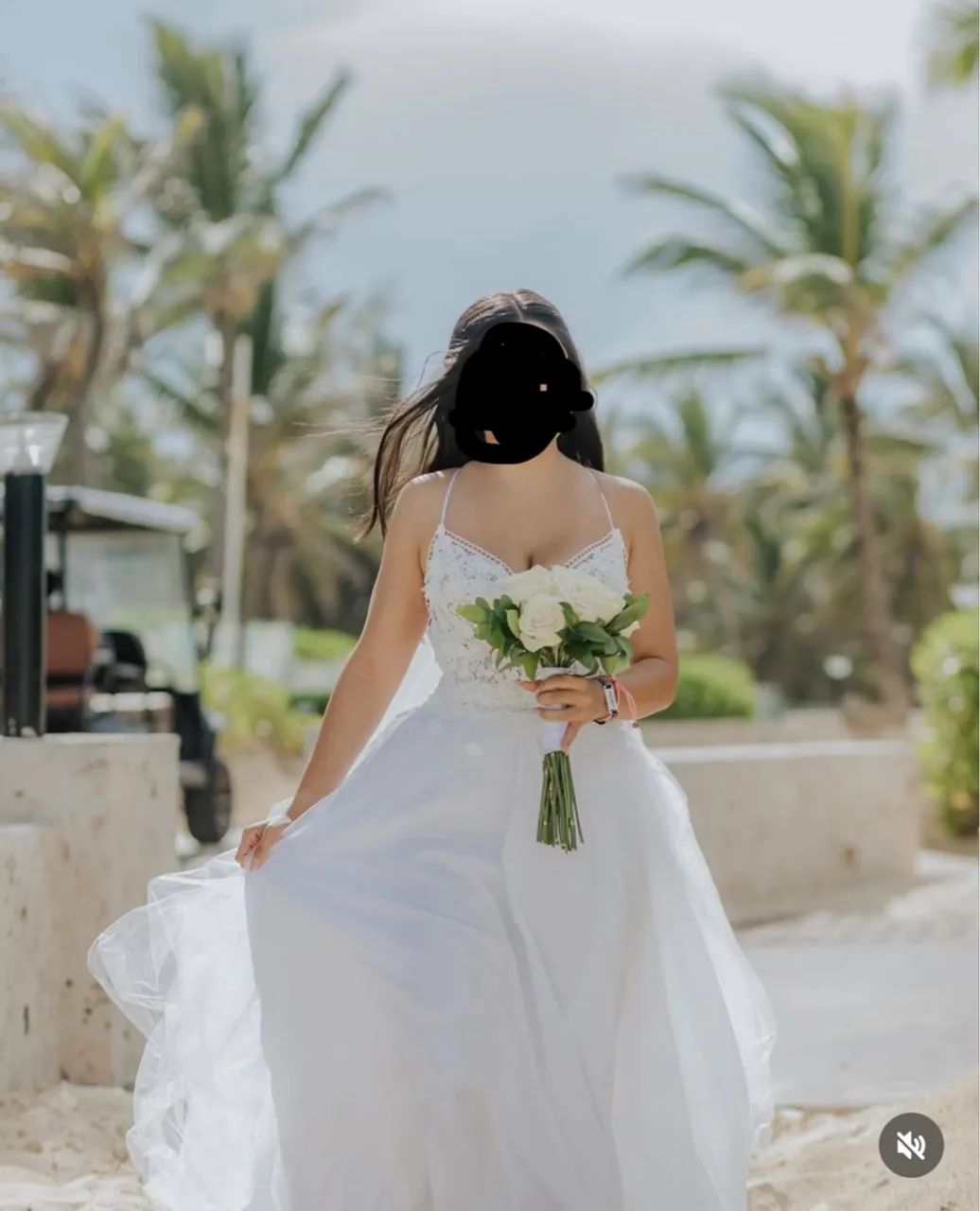 Vestido de noiva branco e véu - renda e tule