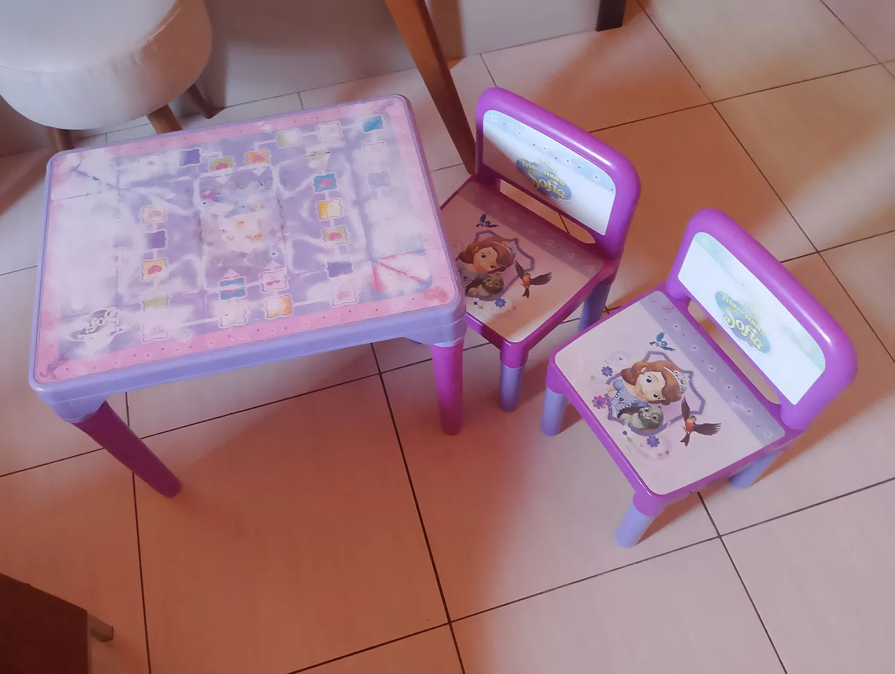Mesa e Cadeiras Infantil - Princesa Sofia