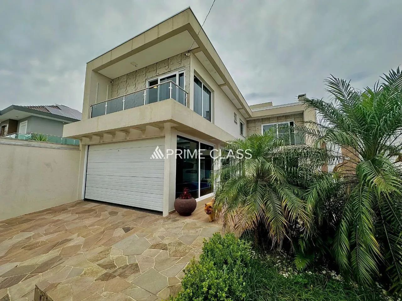 Sobrado com 3 dormitórios sendo 1 suíte - Bairro Igara, Canoas/ RS