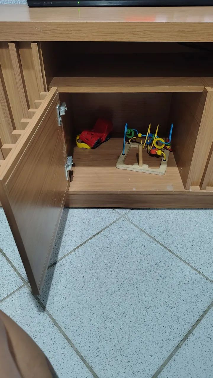 Rack para TV em madeira com design moderno - Foto 3