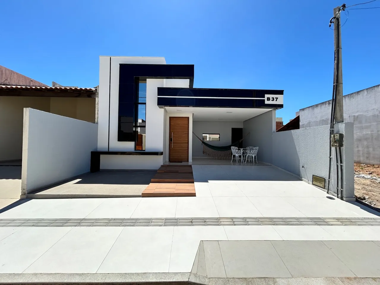 Casa 2 suites, piscina e área goumert cond. Arapiraca