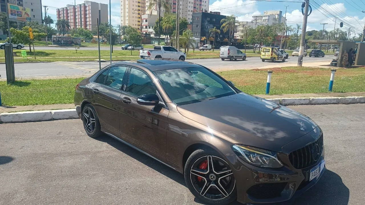 Mercedes - Benz C250 2.0 CGI Sport Turbo 16V automática