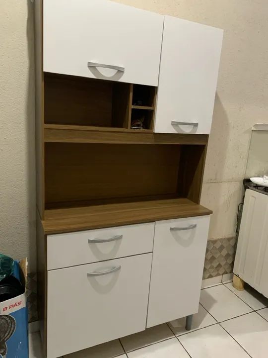 Armário de Cozinha Branco com Acabamento em Madeira - Foto 3