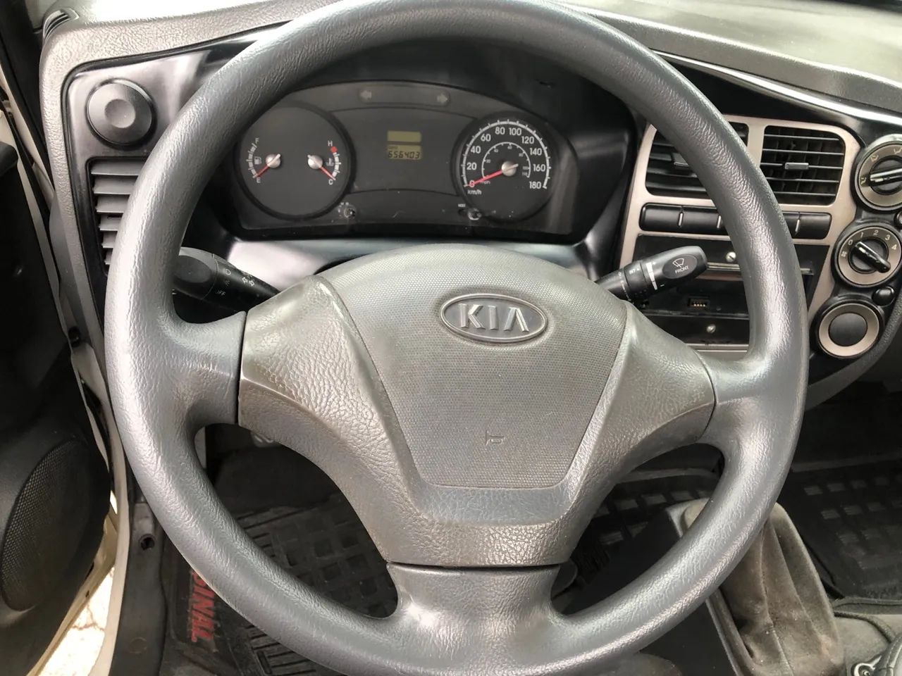 Kia Bongo K- 2500 Ano 2011 / 2012 - Foto 4