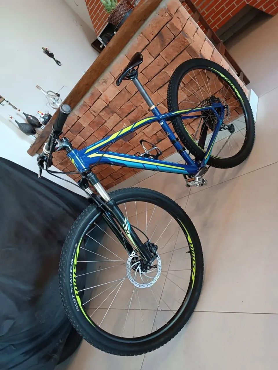 Bicicleta Specialized 29  - Foto 3