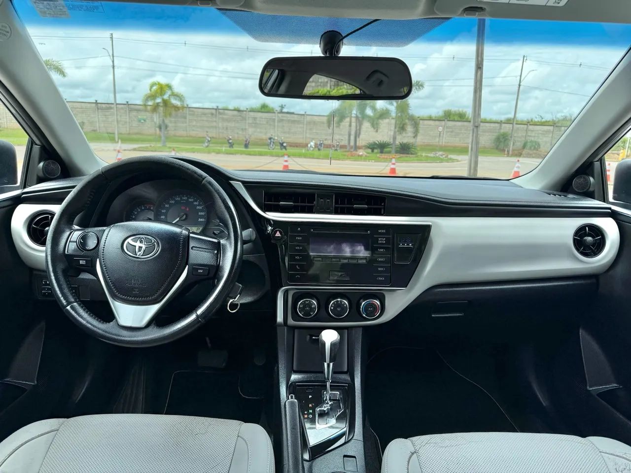 COROLLA GLI UPPER 1.8 AUTOMÁTICO - Foto 5