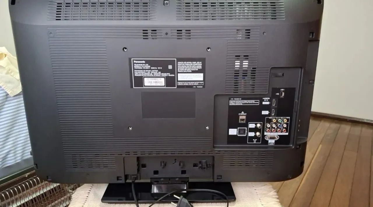 Tv 32 Polegadas Panasonic c/ Conversor Digital Integrado - Foto 2
