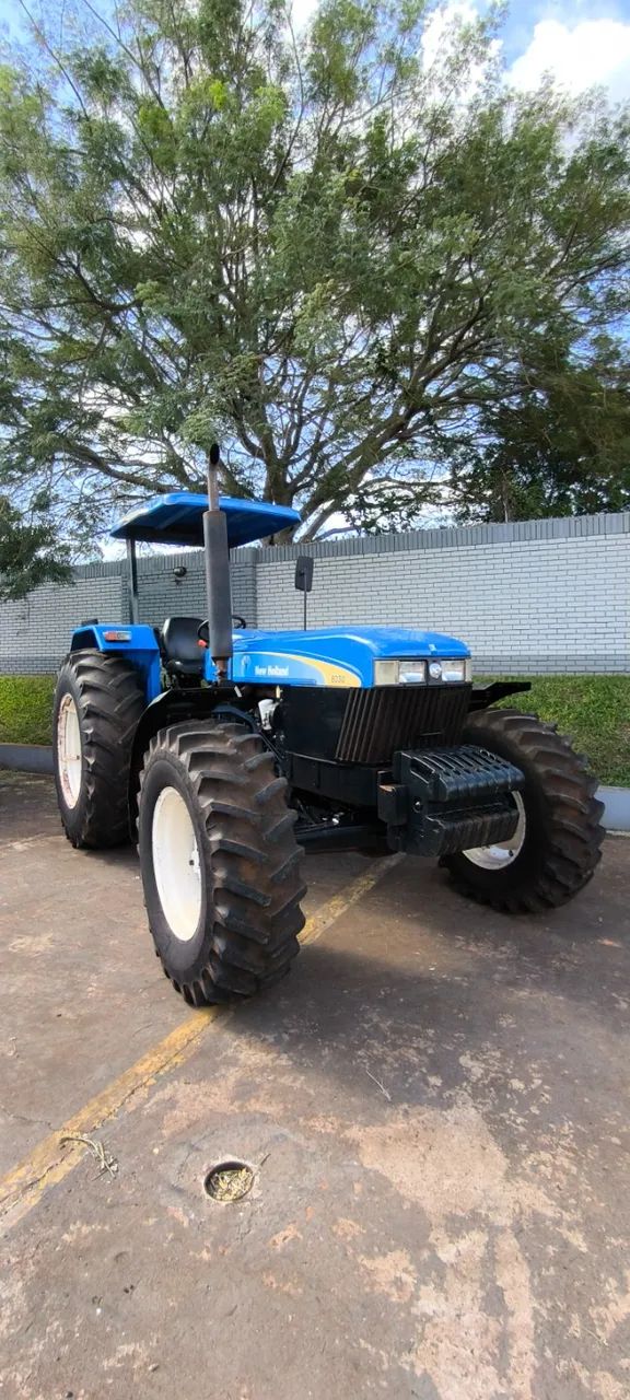 TRATOR AGRÍCOLA NEW HOLLAND 8030 - 4X4, CAPOTA - ANO 2012 - Foto 4