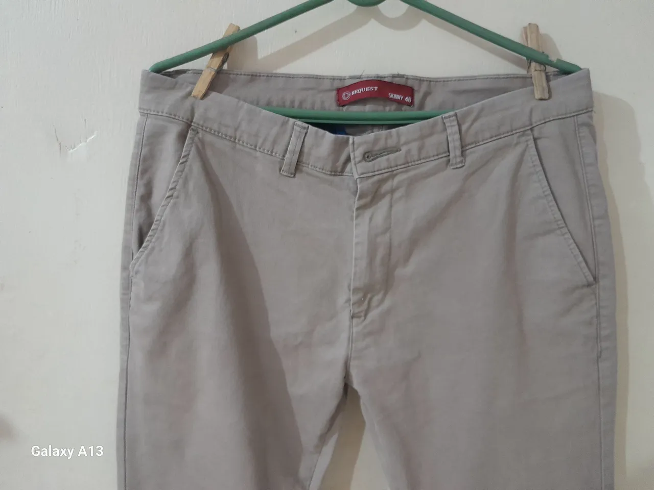 Calça Sarja Skinny Bege - Baruquest