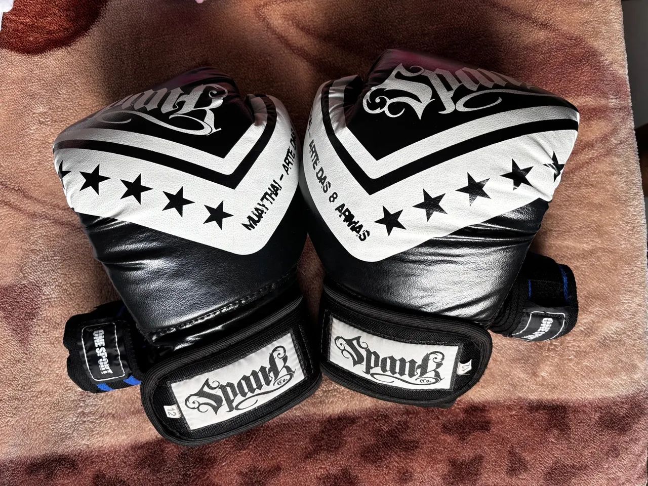 Kit Luvas de Boxe Muay Thai + bandagem azul - Tamanho 12 - Foto 3