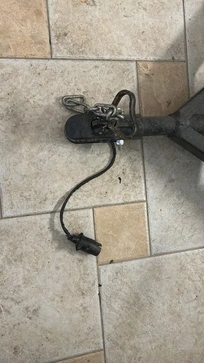 Carretinha para até 3 moto marca Guedes seminova - Foto 4