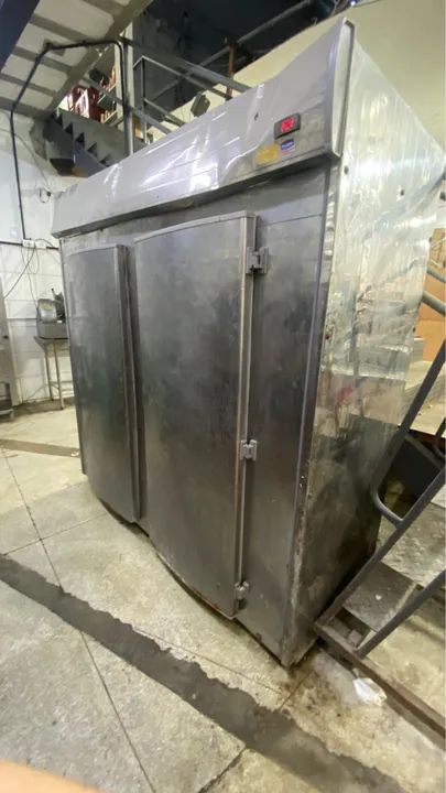 Geladeira de carne inox