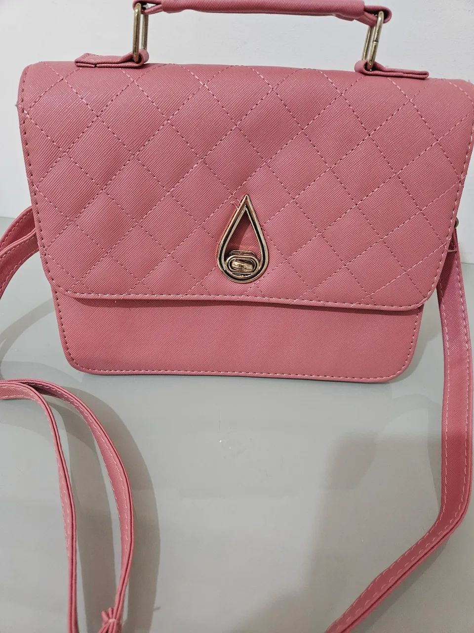 Bolsa feminina rosa com alça transversal - Foto 2