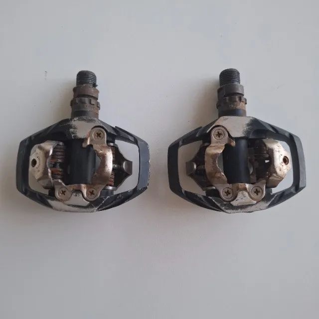Pedal Shimano com clip - Foto 2