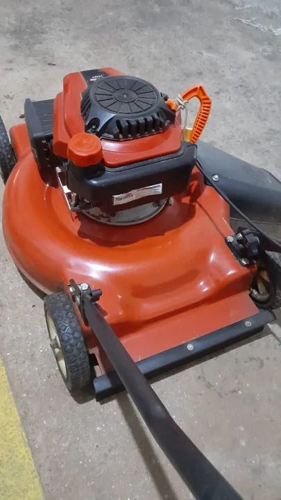 cortador de grama 2HP a gasolina Toyama