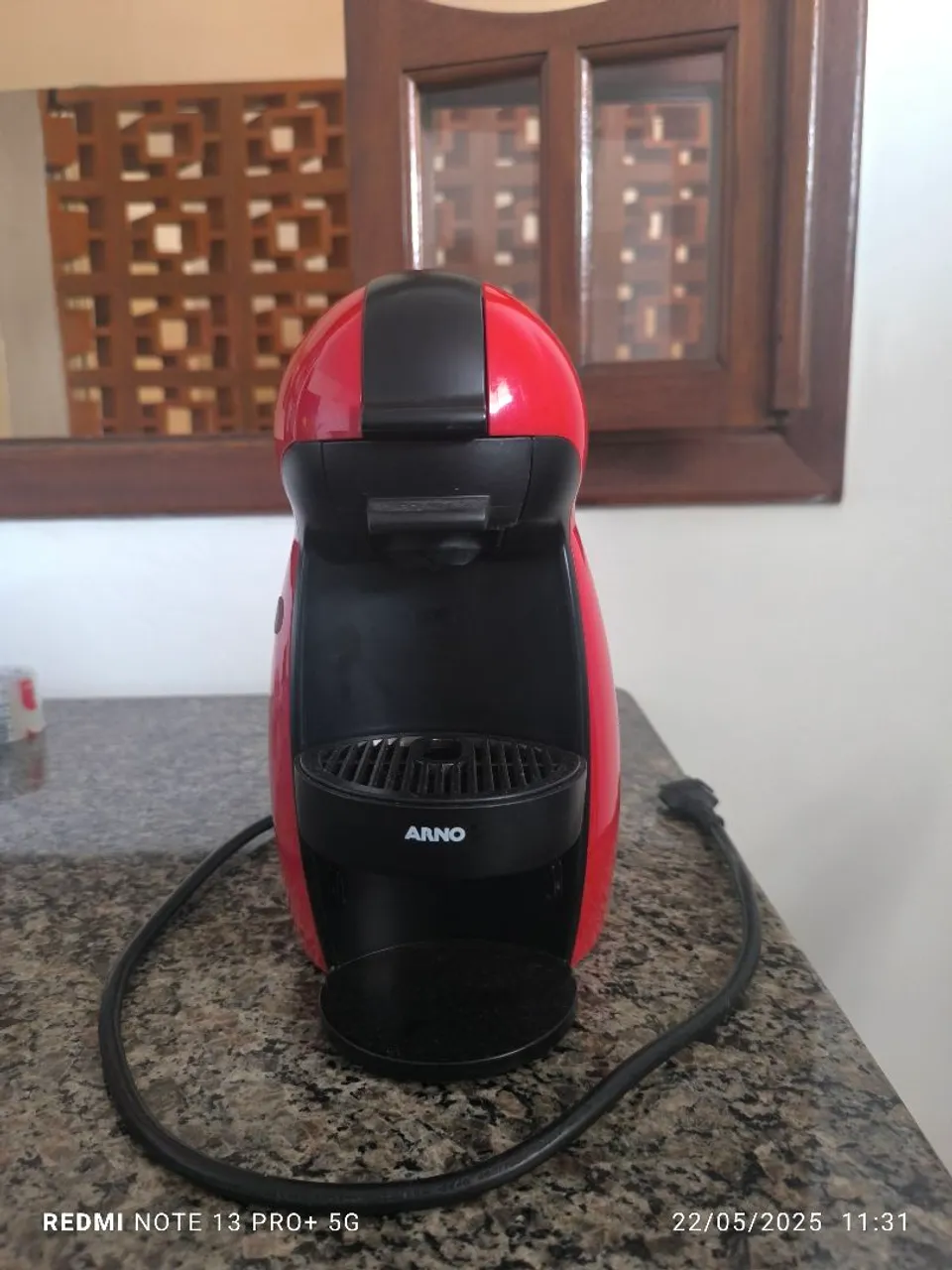 Cafeteira Dolci gusto Arno Vermelha