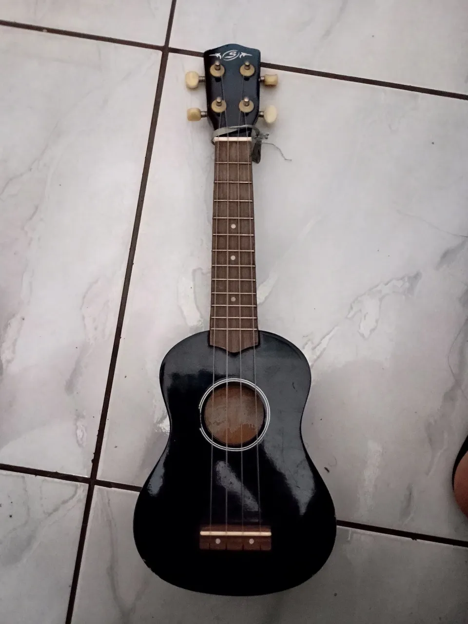 Ukulele Preto
