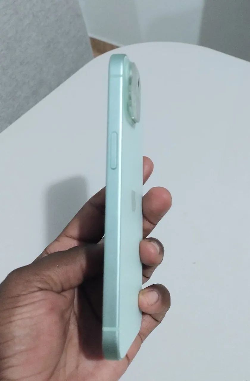 Vendo iPhone 15 (128 GB verde) - Foto 2