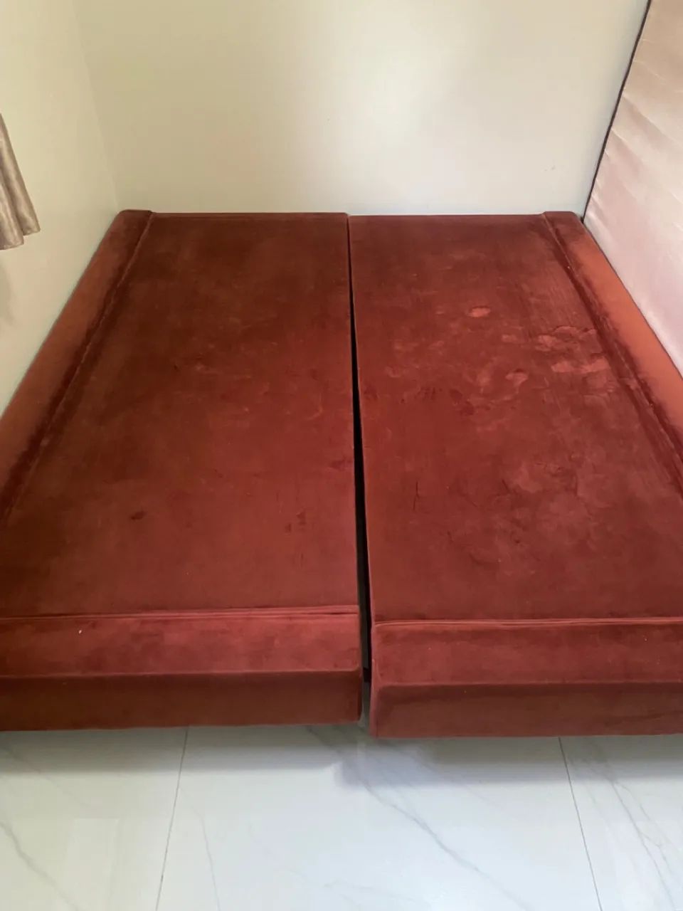 Vendo cama box queen americana com 2 colchões, - Foto 2