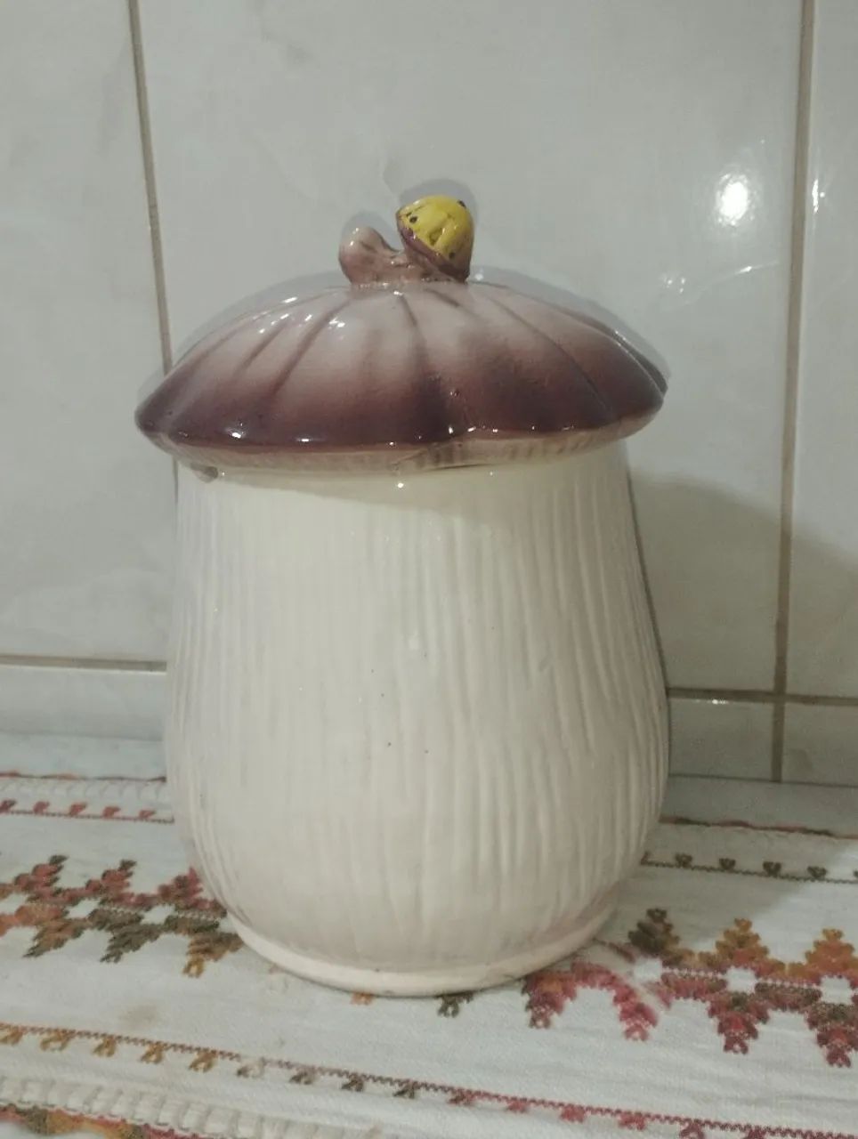 Pote de cerâmica com design de cogumelos - Foto 2