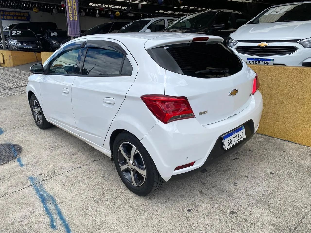 Chevrolet Onix Hatch LTZ 1.4 8V Flex Power Aut. 4P 2019 - Foto 11