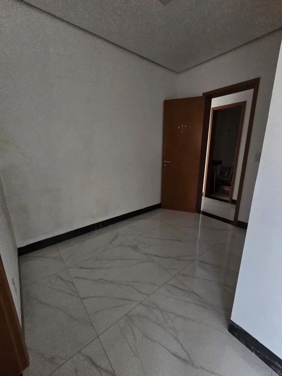 Alugo excelente apartamento no Ed. Torres Liberto - Foto 5