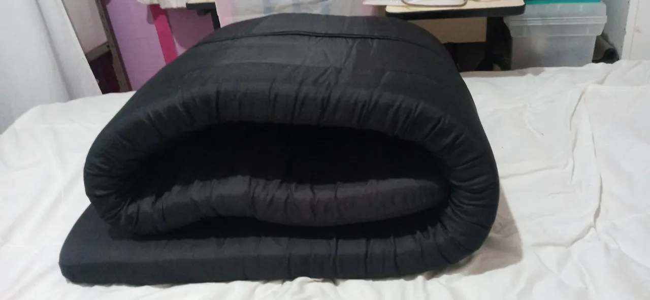 Colchonete de camping com capa impermeável