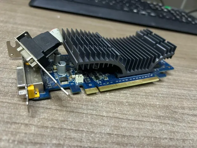 Placa De Video Geforce 8400gs 512mb Ddr2 Hdmi/dvi/vga