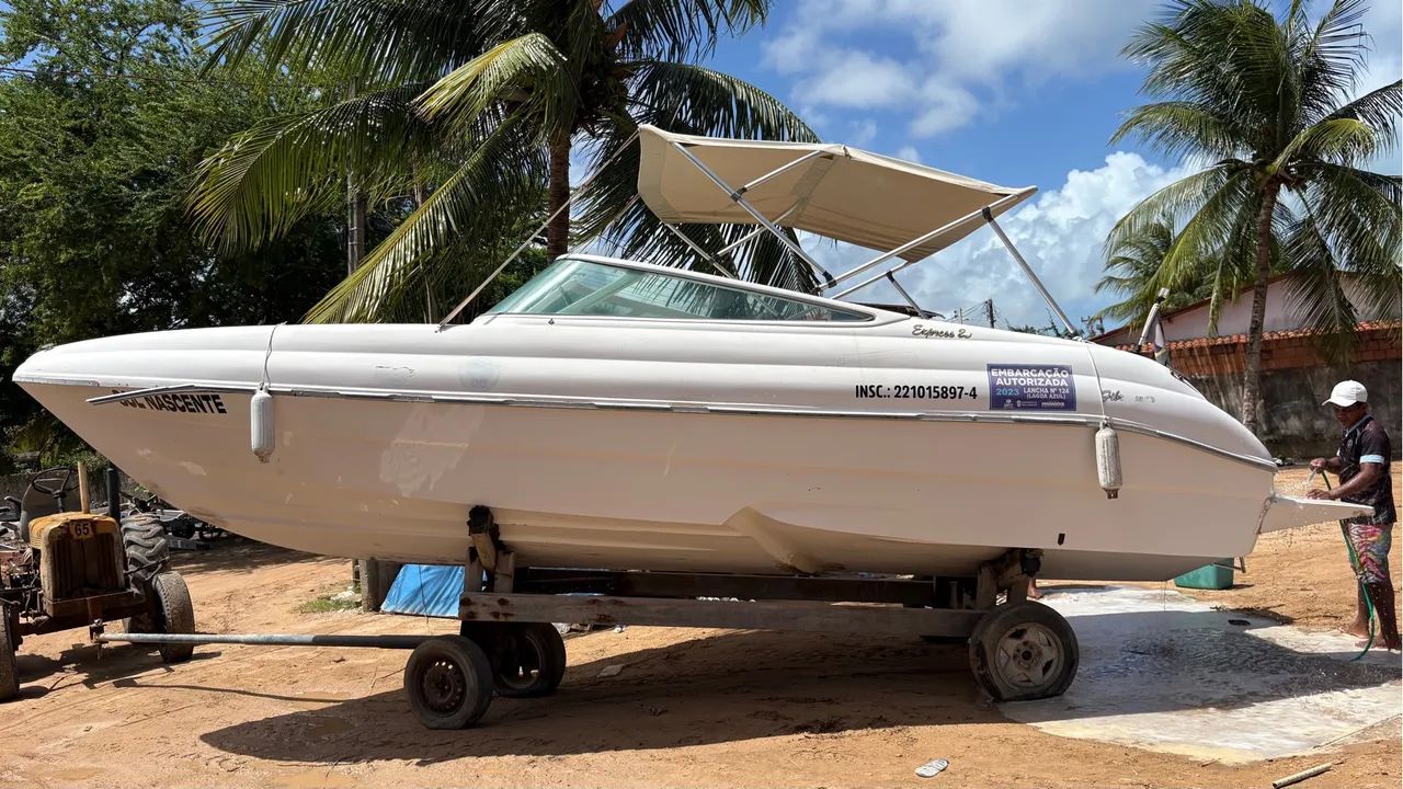 Lancha impecável para momentos inesquecíveis! - Foto 2