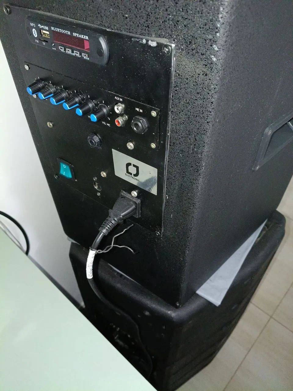 Duas caixas amplificada  - Foto 2