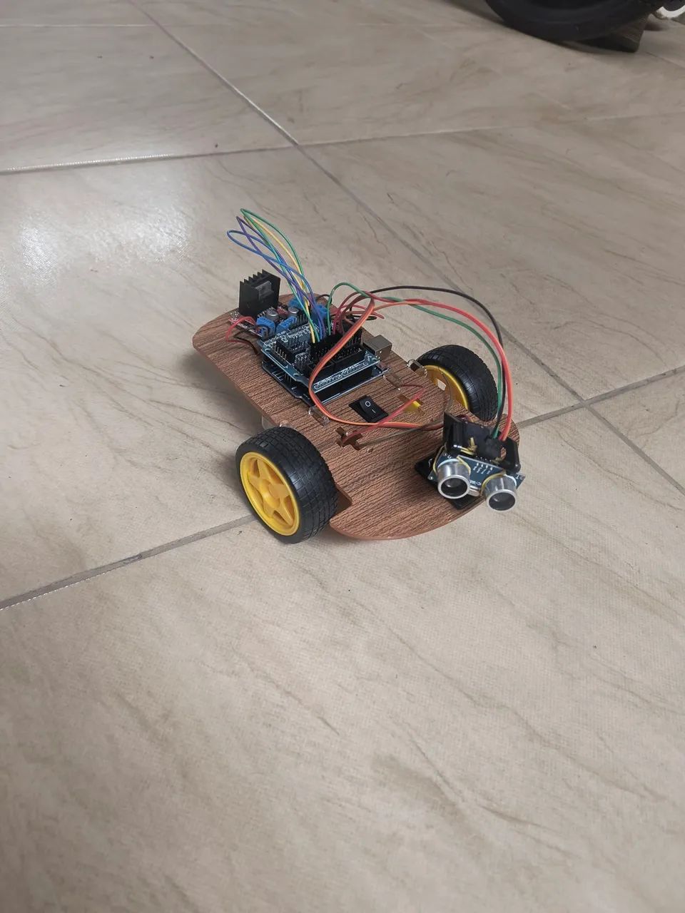 Carro arduino autônomo autonomo  kit completo montado só programar  - Foto 3