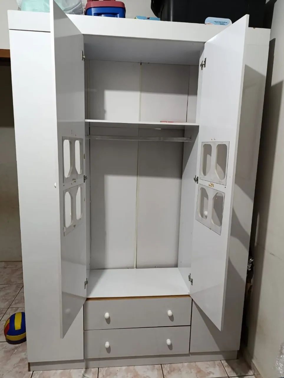 Guarda roupa infantil 