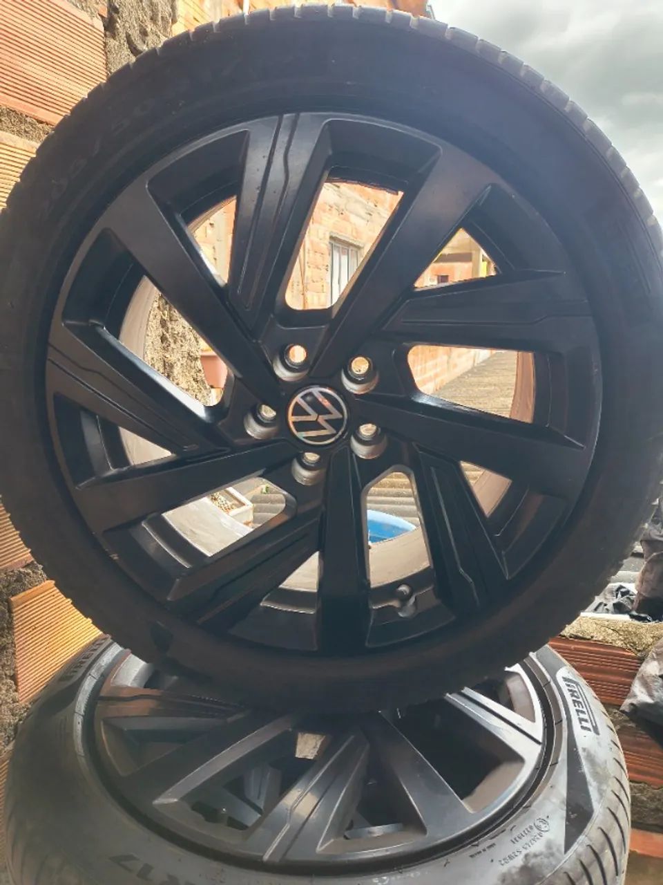 Roda aro 17  polo virtus - Foto 3