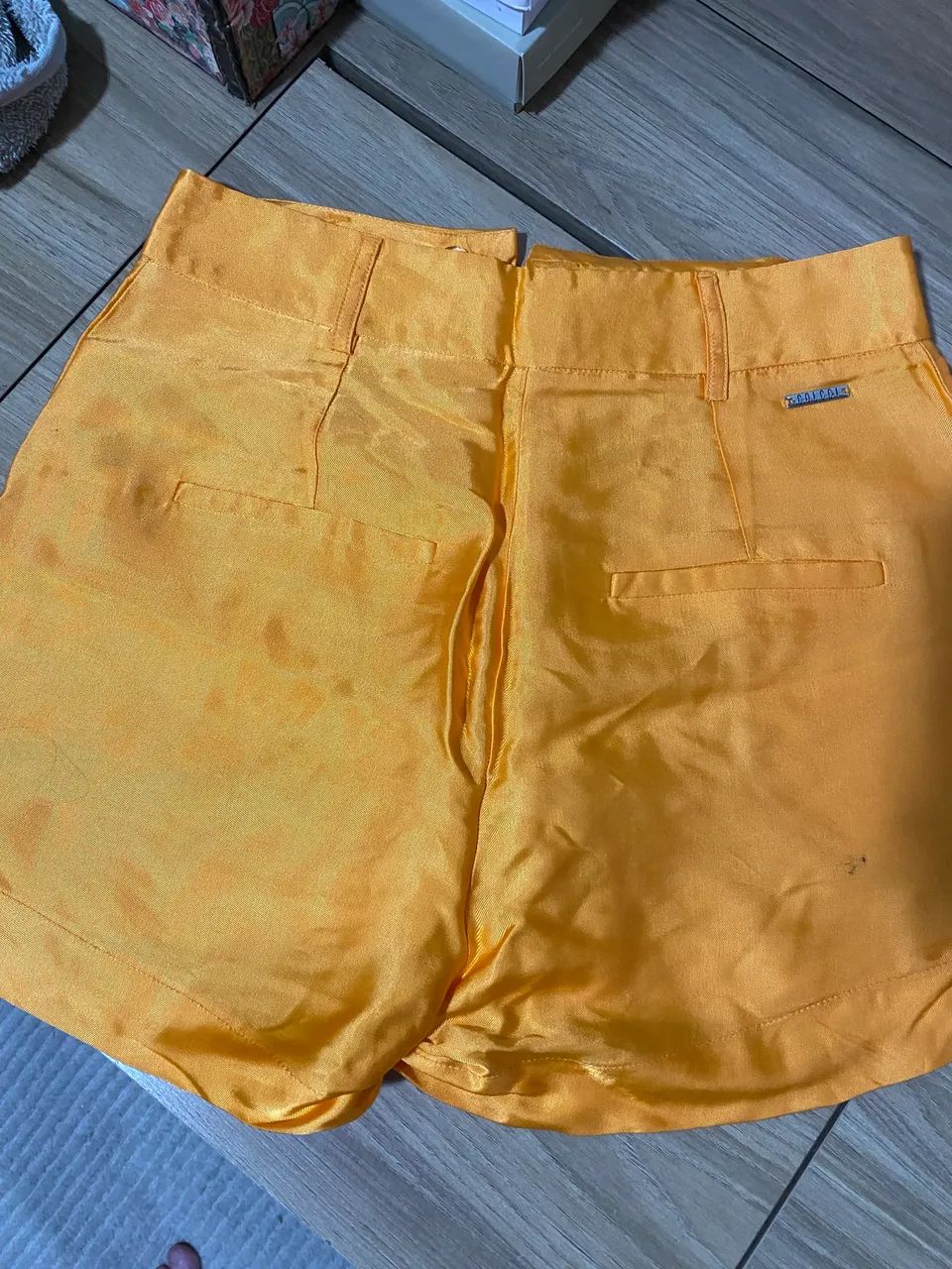Short colcci acetinado 34 - Foto 2