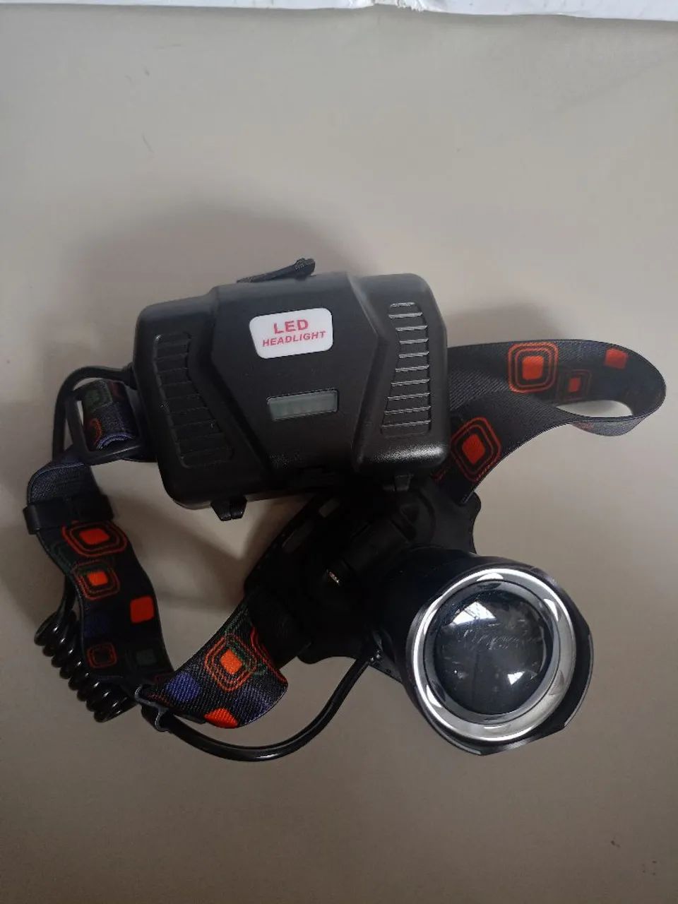 Lanterna de cabeça  - Foto 2