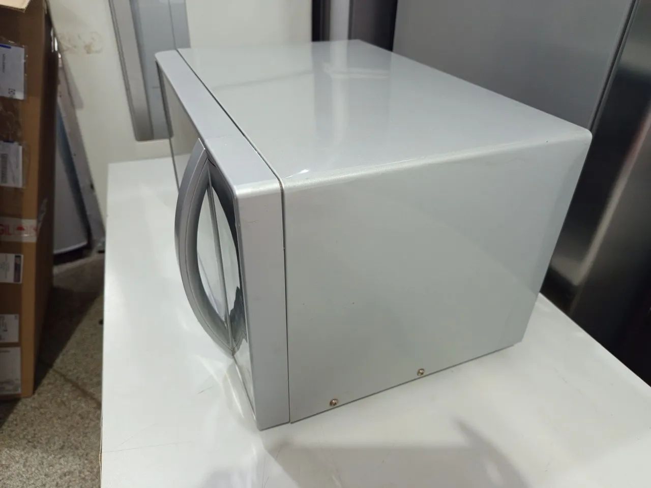 Vendo microondas LG 23l  - Foto 4