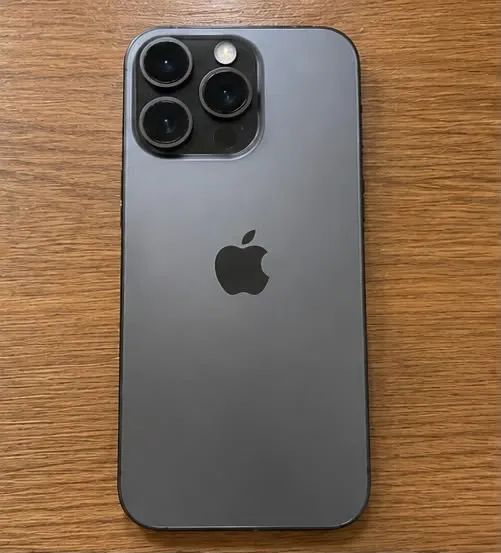 iPhone 16 Pro Max 256gb - Foto 3