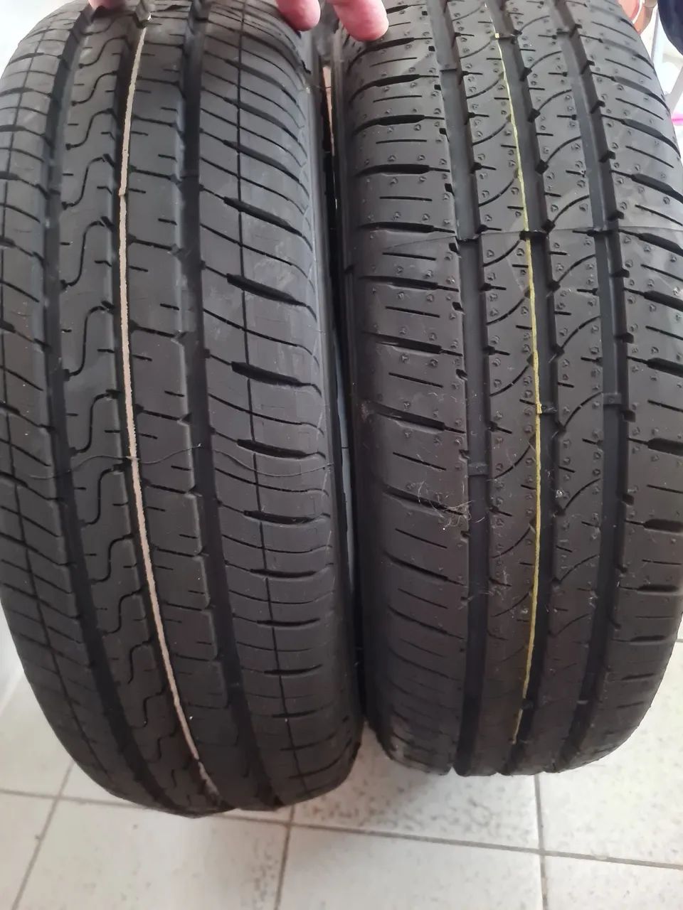 Pneu aro 175/70/13