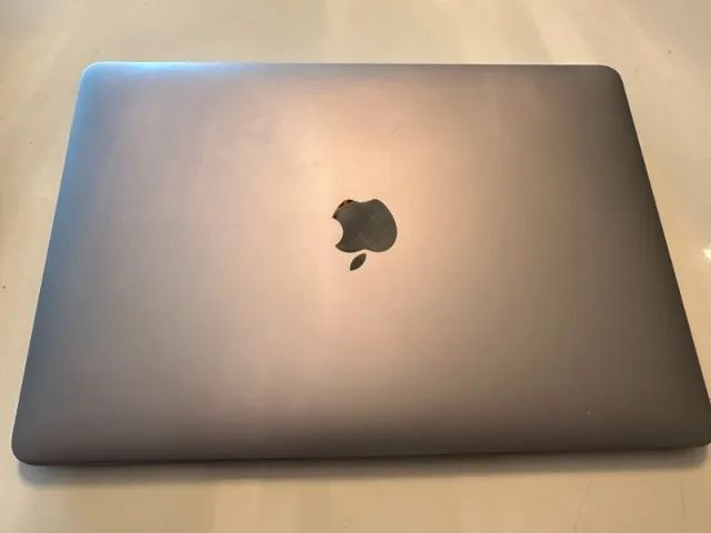 OPORTUNIDADE - Macbook Air 13 - Intel I3, 8GB RAM, 256GB - Como novo com caixa e nota! - Foto 4