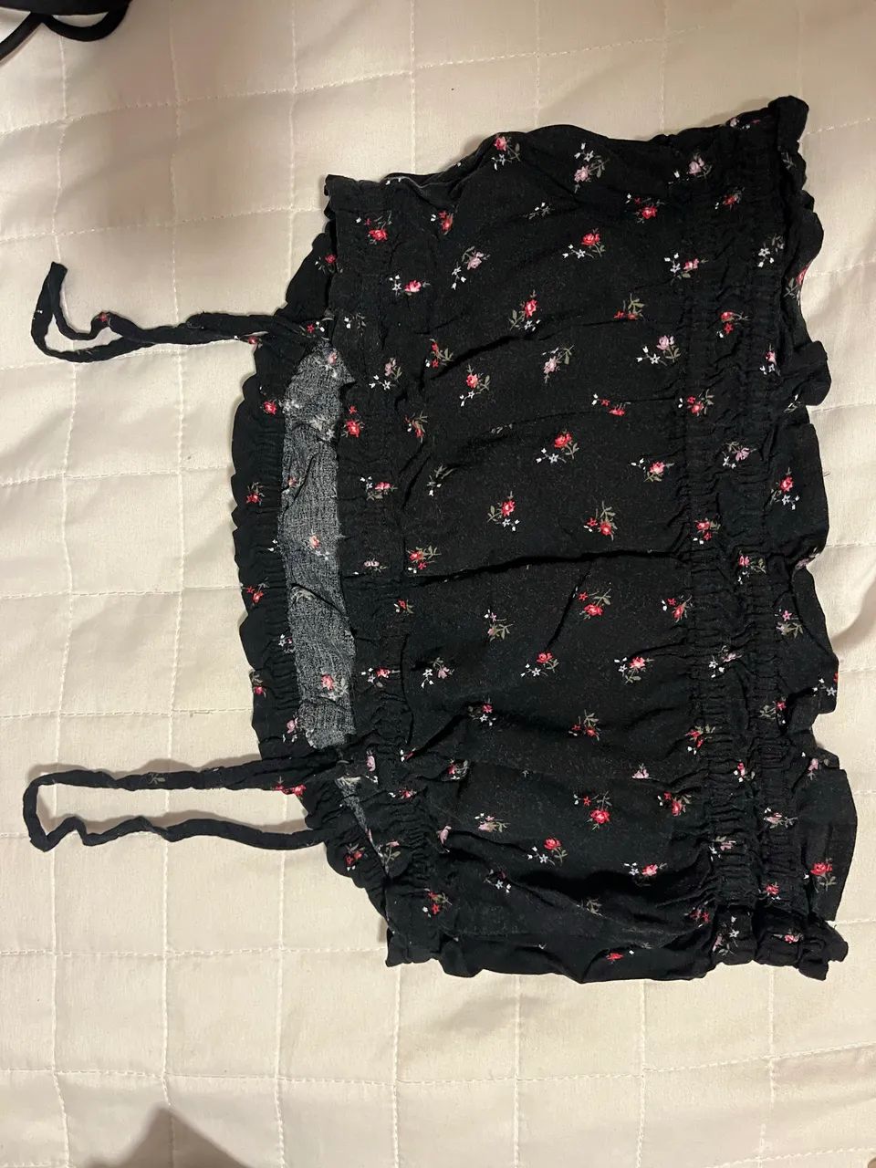 Top com detalhes de florzinhas- Aeropostale - Foto 2