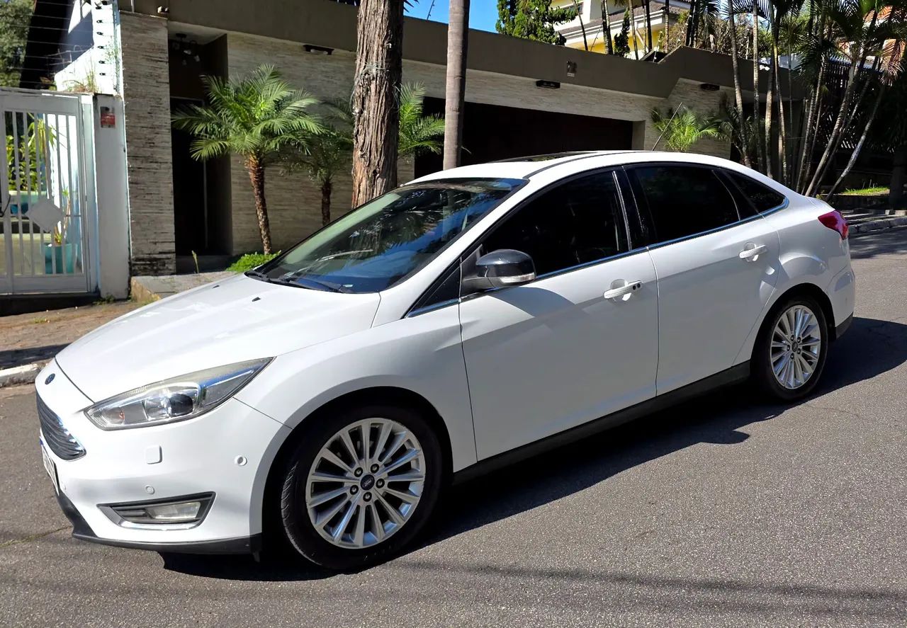 Ford Focus Fastback Tit./t.plus 2.0 Flex Aut. 2017 - Foto 4
