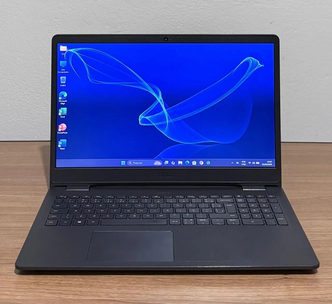 Vendo Notebook Dell Inspiron i3  - Foto 2