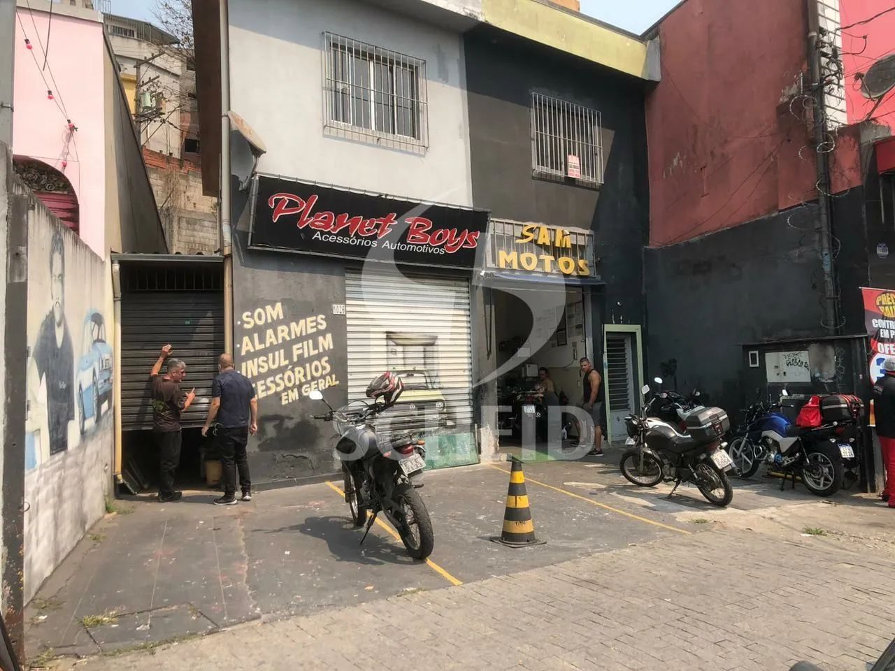 Prédio inteiro para investir