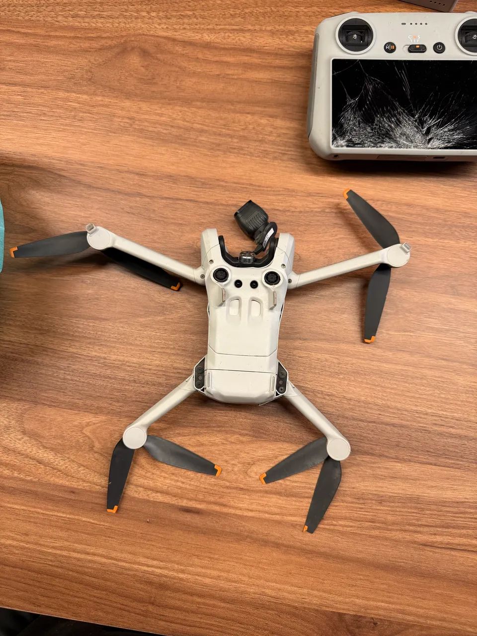 DRONE DJI MINI 3 PRO QUEBRADO - Foto 3